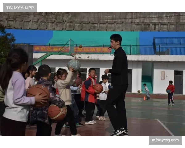 CBA联合教育部启动“篮球进校园”2026年公益活动